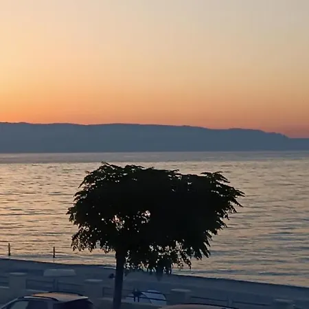 Casa Fronte Mare Roccalumera